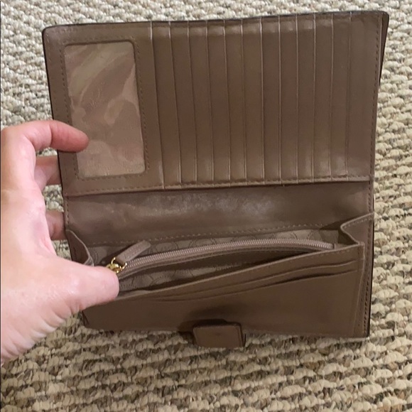 Wallet - Picture 5 of 5